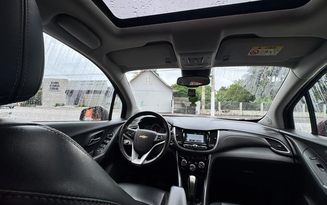 imagem-https://www.socarrao.com.br/sc-vehicle-images-prod/4433703/1792778249287-33e43e82-4d92-4fdb-a75c-aece077e5f94.jpg