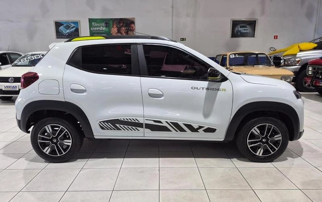 imagem-https://www.socarrao.com.br/sc-vehicle-images-prod/4433765/1792845131592-8600733_7_B_fd8389f48d.jpeg