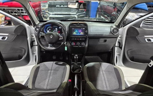 imagem-https://www.socarrao.com.br/sc-vehicle-images-prod/4433765/1792845131611-8600733_19_B_2475f9c4a5.jpeg