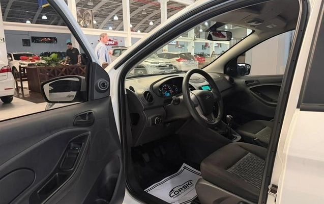 imagem-https://www.socarrao.com.br/sc-vehicle-images-prod/4433799/1792778994011-8549497_8_B_1b1c1c0acd.jpeg