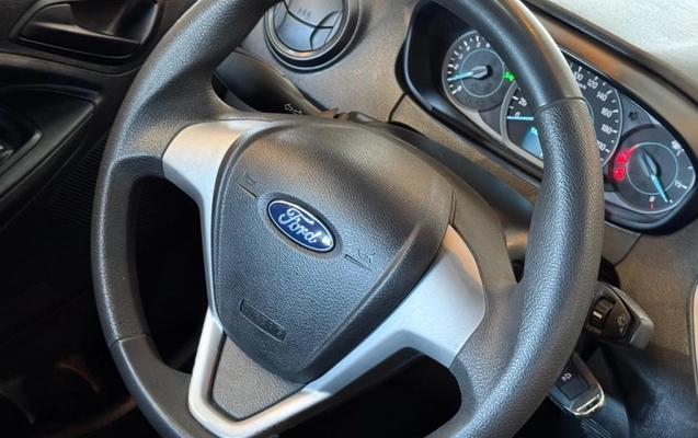 imagem-https://www.socarrao.com.br/sc-vehicle-images-prod/4433826/1792779097157-3_122038.jpg