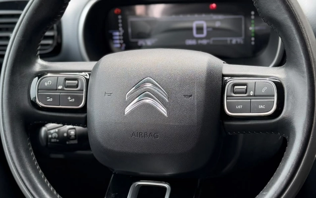 imagem-https://www.socarrao.com.br/sc-vehicle-images-prod/4433840/1792779643164-V2hhdHNBcHAgSW1hZ2UgMjAyNi0xMC0yMyBhdCAxNC4zMC4wMSAoMykuanBlZw.jpeg