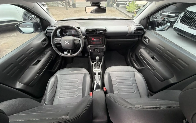 imagem-https://www.socarrao.com.br/sc-vehicle-images-prod/4433840/1792779643277-V2hhdHNBcHAgSW1hZ2UgMjAyNi0xMC0yMyBhdCAxNC4zMC4wMiAoMikuanBlZw.jpeg