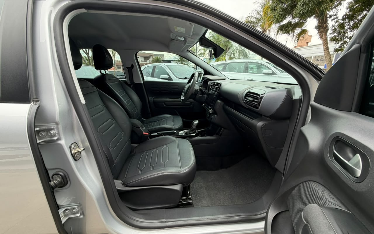 imagem-https://www.socarrao.com.br/sc-vehicle-images-prod/4433840/1792779643517-V2hhdHNBcHAgSW1hZ2UgMjAyNi0xMC0yMyBhdCAxNC4zMC4wMC5qcGVn.jpeg