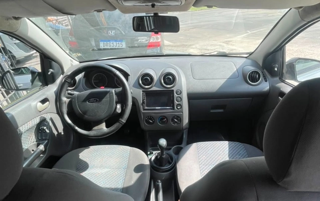 imagem-https://www.socarrao.com.br/sc-vehicle-images-prod/4433896/1792779586507-Rmllc3RhIDMuanBlZw.jpeg
