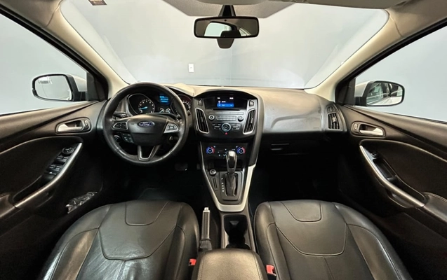 imagem-https://www.socarrao.com.br/sc-vehicle-images-prod/4433910/1792779751570-9_032148.jpg