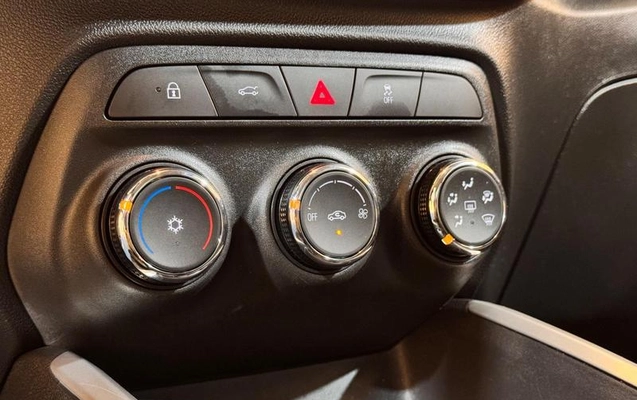 imagem-https://www.socarrao.com.br/sc-vehicle-images-prod/4433931/1792779869342-8569722_16_B_56568fabb0.jpeg