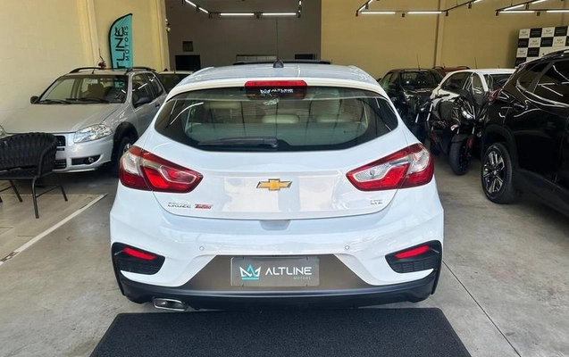 imagem-https://www.socarrao.com.br/sc-vehicle-images-prod/4433937/1792779918117-8517115_11_B_68780ff42b.jpeg