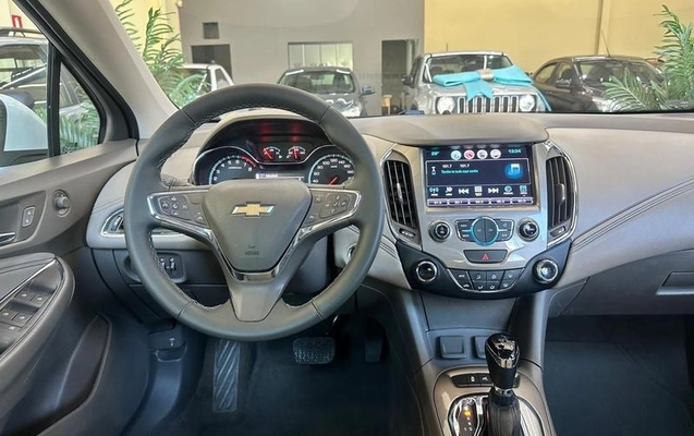imagem-https://www.socarrao.com.br/sc-vehicle-images-prod/4433937/1792779918122-8517115_7_B_be8d2da796.jpeg