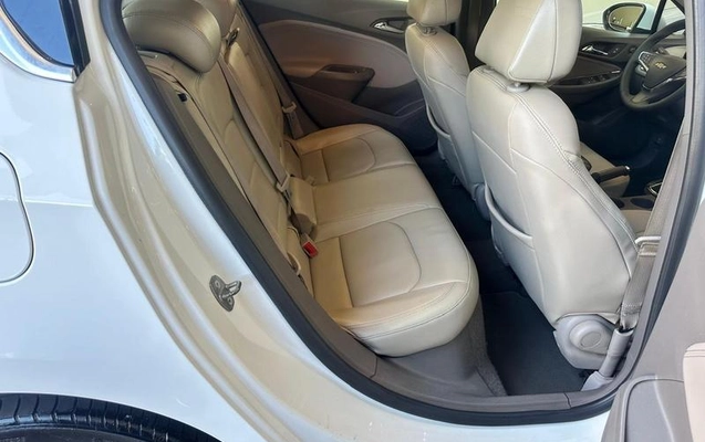 imagem-https://www.socarrao.com.br/sc-vehicle-images-prod/4433937/1792779918126-8517115_6_B_7009ca9374.jpeg