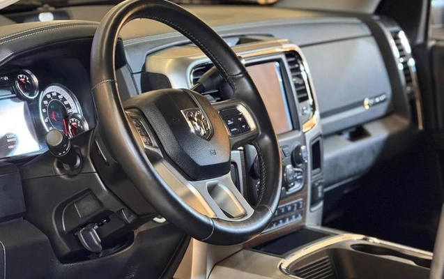 imagem-https://www.socarrao.com.br/sc-vehicle-images-prod/4433938/1792779935570-8585769_14_B_8b455361de.jpeg