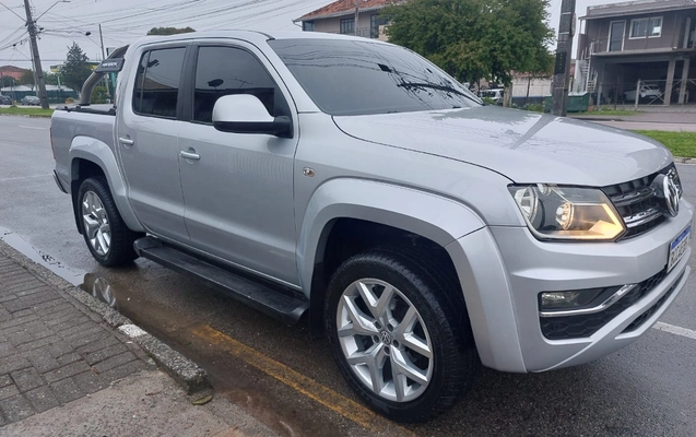imagem-https://www.socarrao.com.br/sc-vehicle-images-prod/4433950/1792780004358-QW1hcm9rICgyKS5qcGVn.jpeg