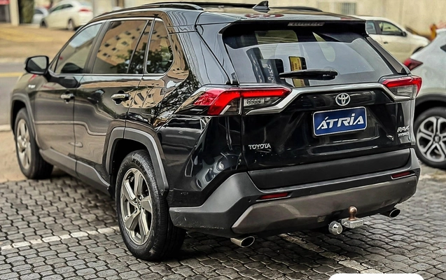 imagem-https://www.socarrao.com.br/sc-vehicle-images-prod/4433963/1792787618212-03cfc536-adb3-446a-8bc0-c31035ecf917.jpg
