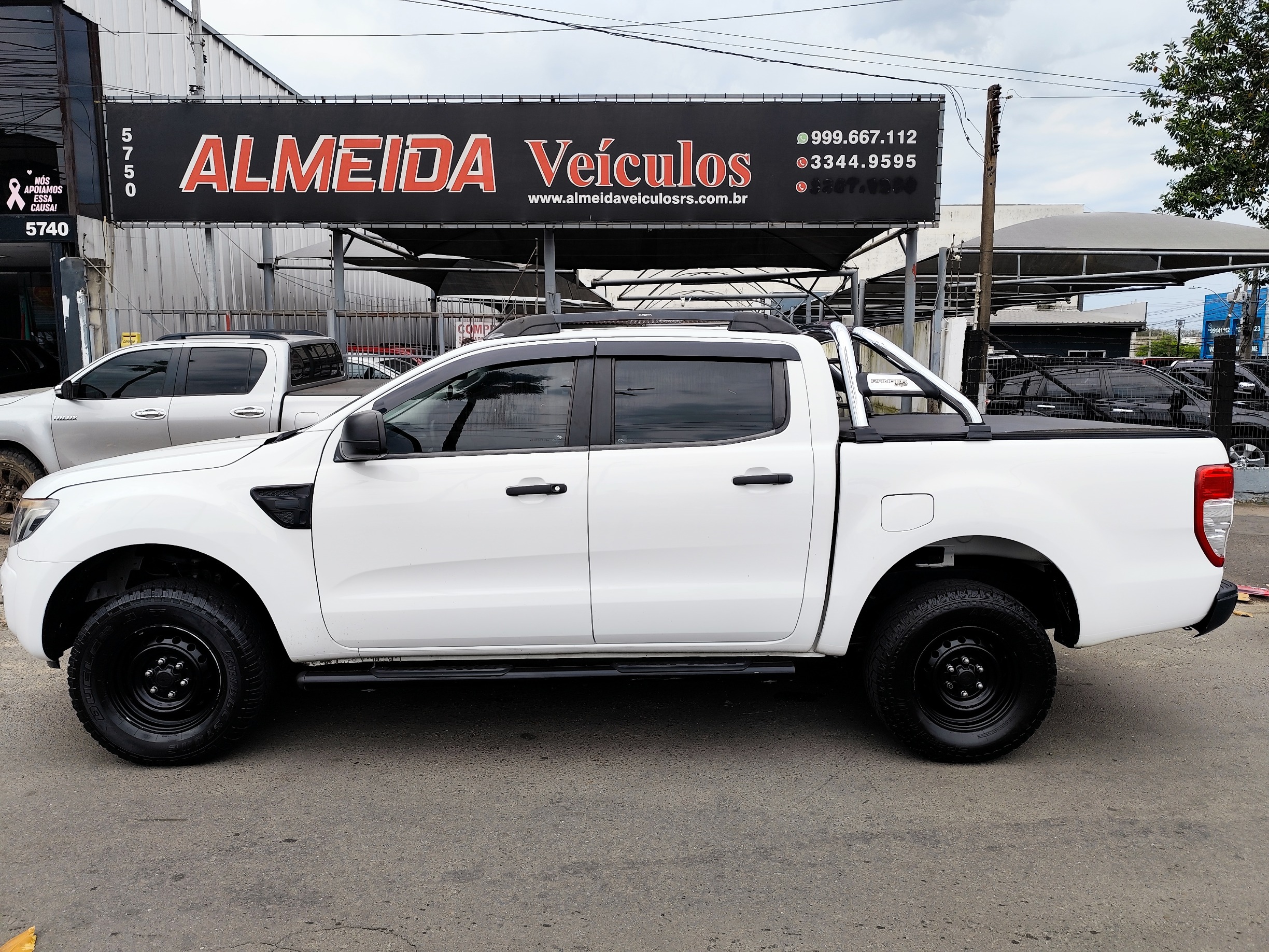Ford Ranger 2014 Branco — foto 1 de 3