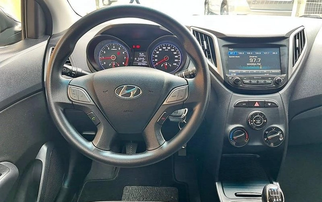 imagem-https://www.socarrao.com.br/sc-vehicle-images-prod/4434188/1792780901801-8601147_1_B_926956422d.jpeg