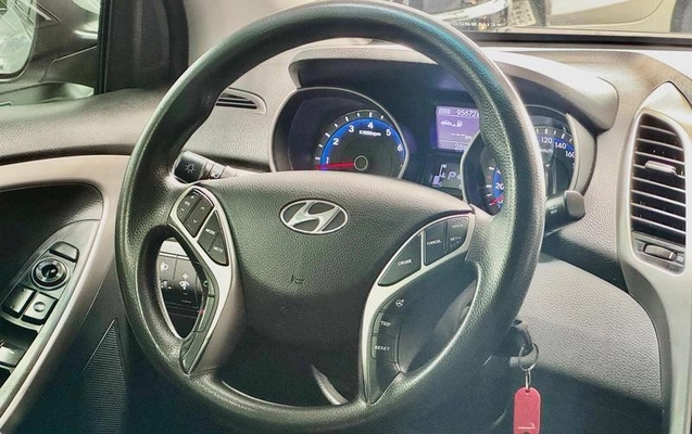 imagem-https://www.socarrao.com.br/sc-vehicle-images-prod/4434230/1792780999797-8592622_8_B_e4d6d66554.jpeg