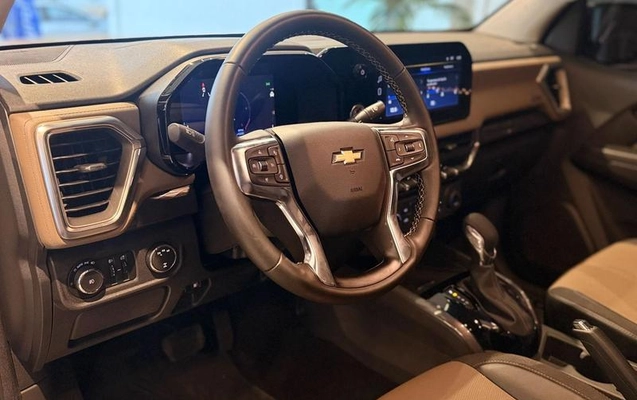 imagem-https://www.socarrao.com.br/sc-vehicle-images-prod/4434305/1792781114792-8590100_0_B_51c3a3b8b2.jpeg