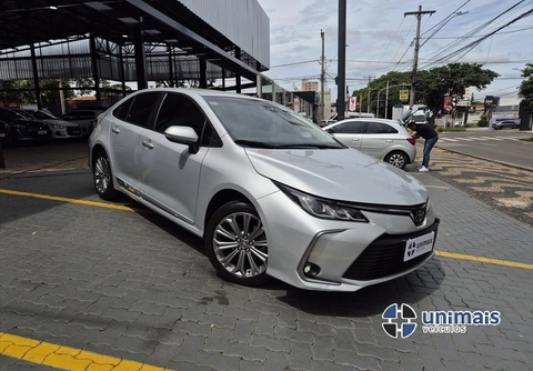 Toyota Corolla 2023 Prata — foto 1 de 3