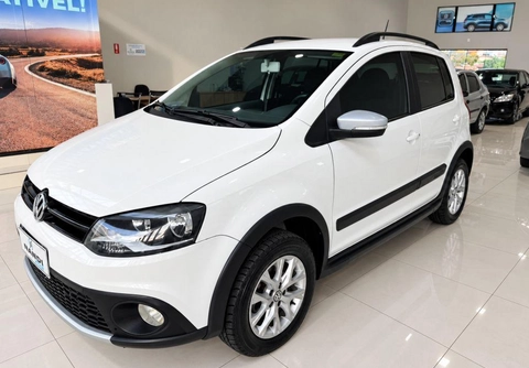 Volkswagen Crossfox 2014 Branco — foto 1 de 3
