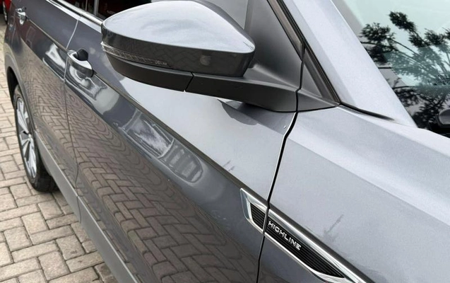 imagem-https://www.socarrao.com.br/sc-vehicle-images-prod/4434337/1792781299886-8600241_0_B_9de0154b44.jpeg