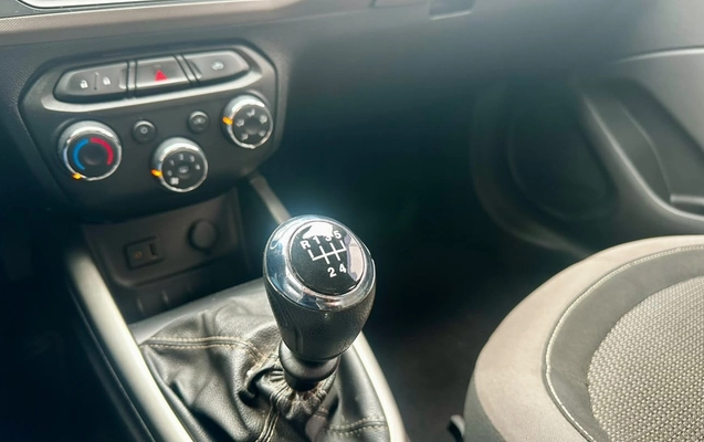 imagem-https://www.socarrao.com.br/sc-vehicle-images-prod/4434351/1792781470118-V2hhdHNBcHAgSW1hZ2UgMjAyNi0xMC0yMyBhdCAxNC4wMy4zOCAoMykuanBlZw.jpeg