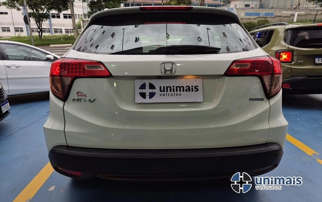 imagem-https://www.socarrao.com.br/sc-vehicle-images-prod/4434363/1792781564519-87c049c0-3a7b-4e8e-aa00-08d4b570d29620261023144316.jpeg