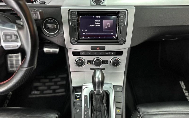 imagem-https://www.socarrao.com.br/sc-vehicle-images-prod/4434367/1792781590912-8601110_9_B_9355407138.jpeg