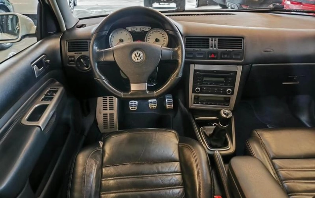 imagem-https://www.socarrao.com.br/sc-vehicle-images-prod/4434374/1792781623815-8599964_8_B_252976dcc7.jpeg