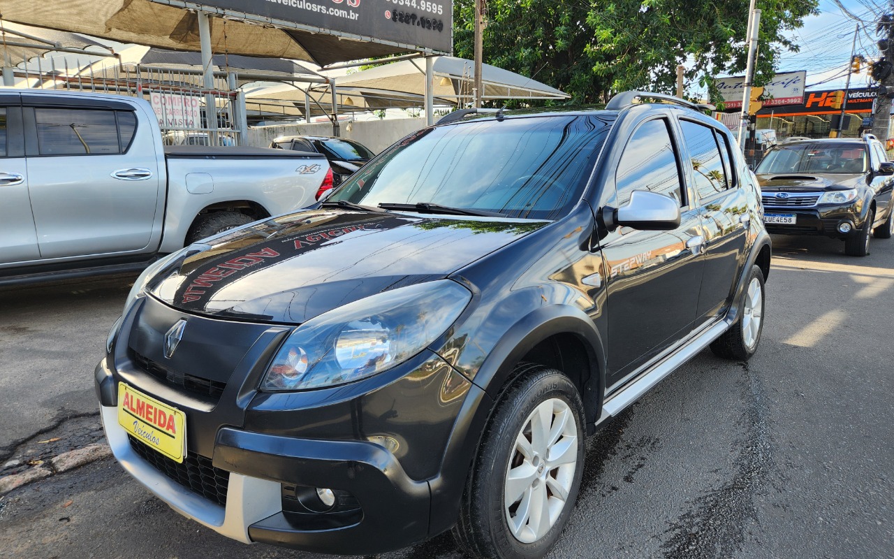 Renault Sandero STEPWAY Hi-Power 1.6 8V 5p na cor Preto no Porto Alegre / RS - 44344