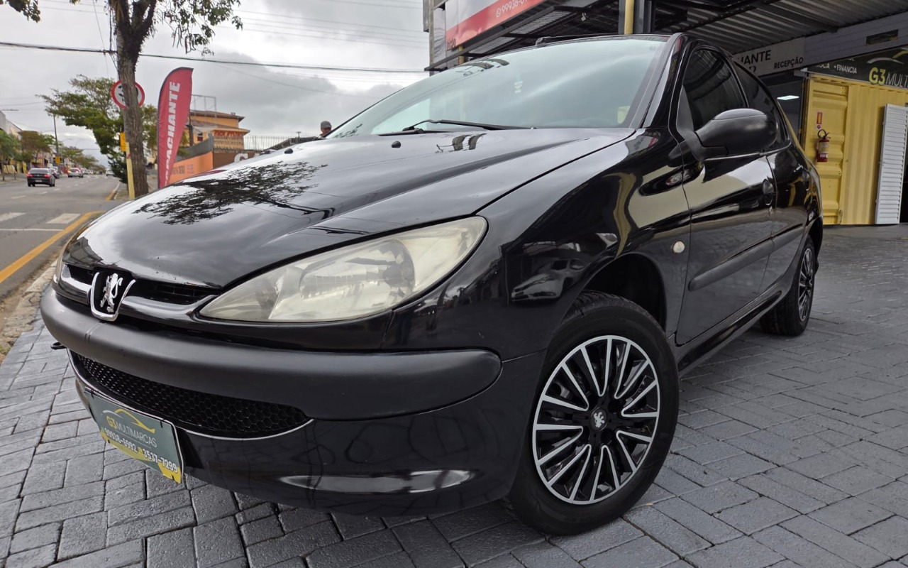 Peugeot 206 2008 Preto — foto 1 de 3