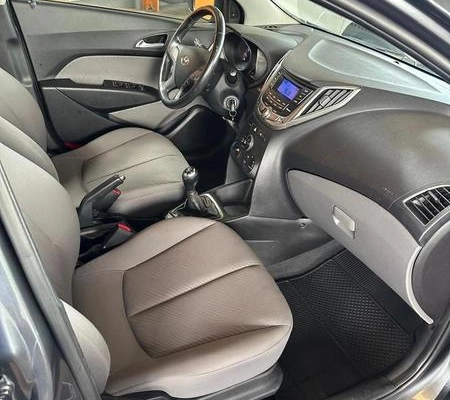 imagem-https://www.socarrao.com.br/sc-vehicle-images-prod/4434467/1792782186235-8597503_9_B_5f79f1cd56.jpeg
