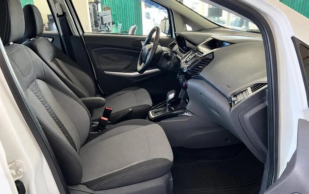 imagem-https://www.socarrao.com.br/sc-vehicle-images-prod/4434476/1792784434518-8583670_19_B_6a3b5a54c3.jpeg
