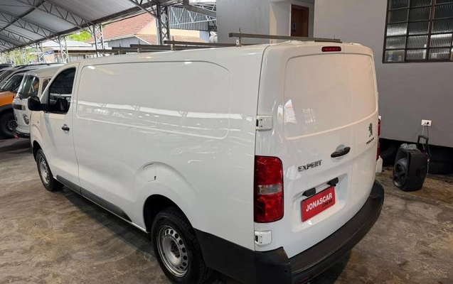 imagem-https://www.socarrao.com.br/sc-vehicle-images-prod/4434500/1792786347771-8601423_2_B_848bf07068.jpeg