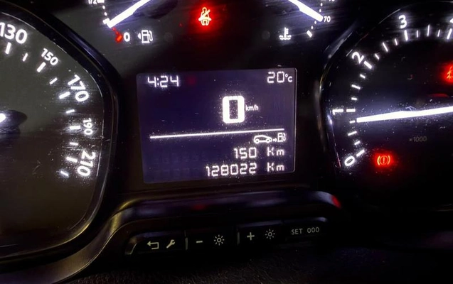imagem-https://www.socarrao.com.br/sc-vehicle-images-prod/4434500/1792786347773-8601423_8_B_7cb86b24f5.jpeg