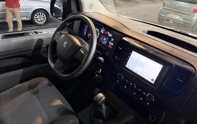 imagem-https://www.socarrao.com.br/sc-vehicle-images-prod/4434500/1792786347789-8601423_18_B_e8cf9ef62b.jpeg