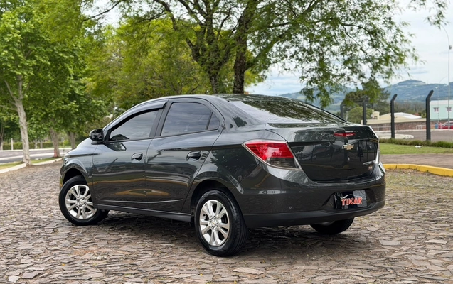 imagem-https://www.socarrao.com.br/sc-vehicle-images-prod/4434506/1792788947472-9b0f0cef-ef6d-443d-b350-2473d2ed2092.jpg