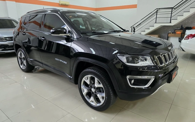 imagem-https://www.socarrao.com.br/sc-vehicle-images-prod/4434512/1792782569480-xUaSQtz8daZIbpinSZbNTF2KjIX2LEGF.jpg