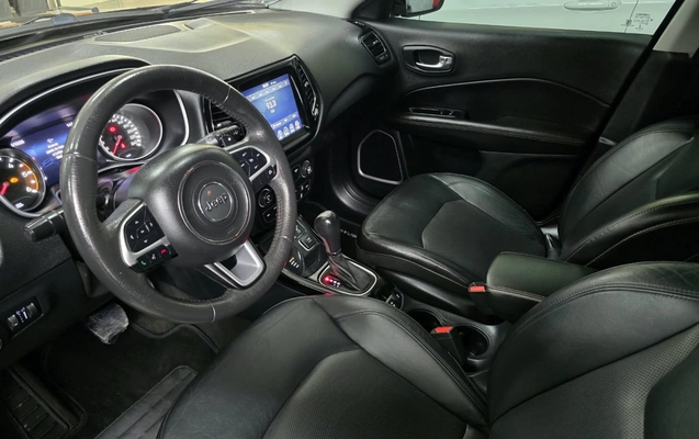 imagem-https://www.socarrao.com.br/sc-vehicle-images-prod/4434512/1792782569482-nT6dDi4MPEDXLmSMwWg3bXMLULVo77a9.jpg
