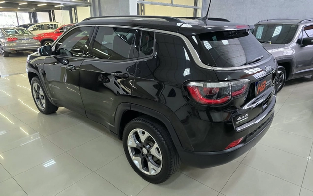 imagem-https://www.socarrao.com.br/sc-vehicle-images-prod/4434512/1792782569484-IsBz4aw7axPf0Ufcdd4WxjnogtD9TbA4.jpg