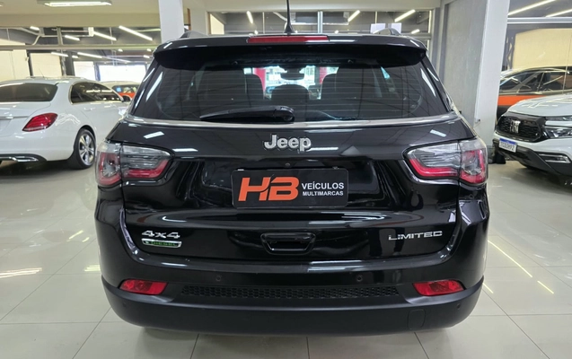 imagem-https://www.socarrao.com.br/sc-vehicle-images-prod/4434512/1792782569486-8IXYDK4HDDbK2CA1o7jFyCNMFPIeTOvf.jpg