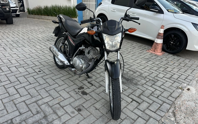 imagem-https://www.socarrao.com.br/sc-vehicle-images-prod/4434539/1792782758994-4f1b588d-677d-432e-95f5-84a44b5f5cb6.jpeg