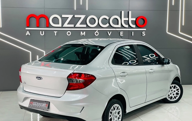 imagem-https://www.socarrao.com.br/sc-vehicle-images-prod/4434549/1792782816809-003_b9f5bf8032e4ca9c6c9a16d57ee0e54f.jpg