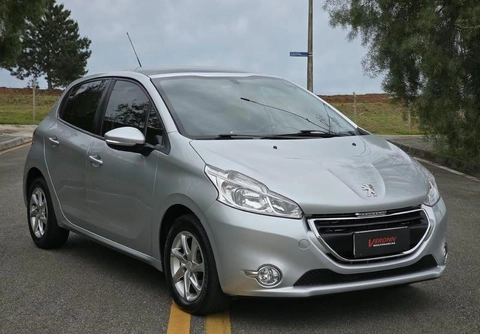 Peugeot 208 2015 Prata — foto 1 de 3