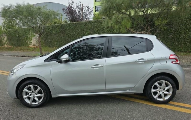 imagem-https://www.socarrao.com.br/sc-vehicle-images-prod/4434555/1792785296387-8572254_3_B_a2b2c8a2b3.jpeg