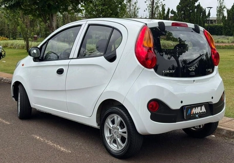 Caoa Chery QQ 1.1/1.0 12V 69cv 5p 2019 Branco — foto 1 de 3