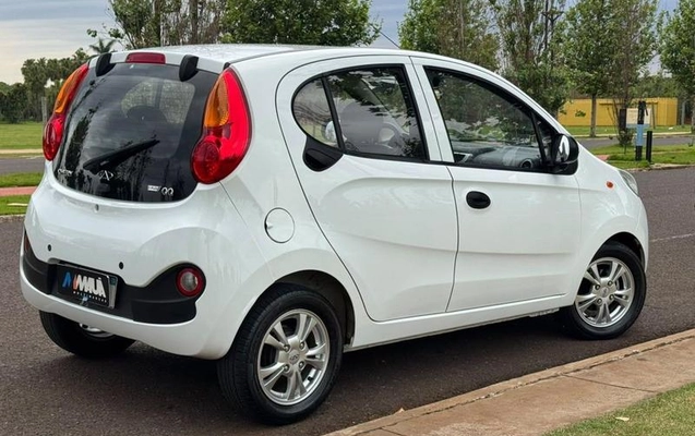 imagem-https://www.socarrao.com.br/sc-vehicle-images-prod/4434579/1792782998563-8204589_2_B_9ba4d499d5.jpeg