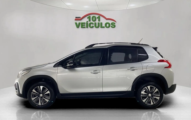 imagem-https://www.socarrao.com.br/sc-vehicle-images-prod/4434593/1792783109995-003_0f5da92ee22819731dacb2506c1a8266.jpg