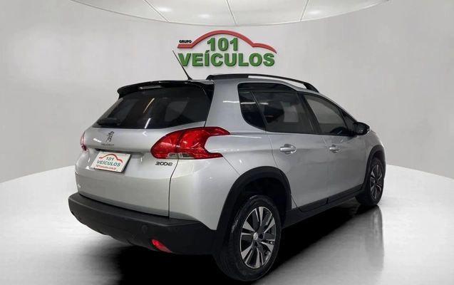 imagem-https://www.socarrao.com.br/sc-vehicle-images-prod/4434593/1792783109999-003_95b0b94f534f0f0387b3ec7db24d08cb.jpg