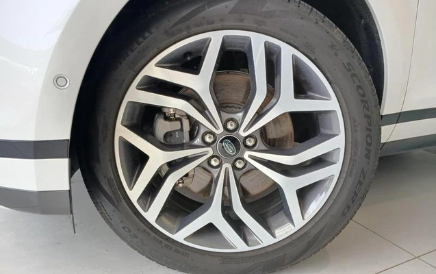 imagem-https://www.socarrao.com.br/sc-vehicle-images-prod/4434607/1792783400312-8601513_15_B_ddf0ad857d.jpeg