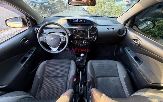imagem-https://www.socarrao.com.br/sc-vehicle-images-prod/4434616/1792783408882-cbff858650d544c38542f353e9d04125_1792776065849.jpg